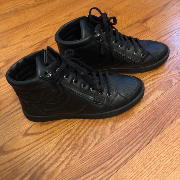 Black CHANEL sneakers size 7.5 like new - Picture 3 of 8
